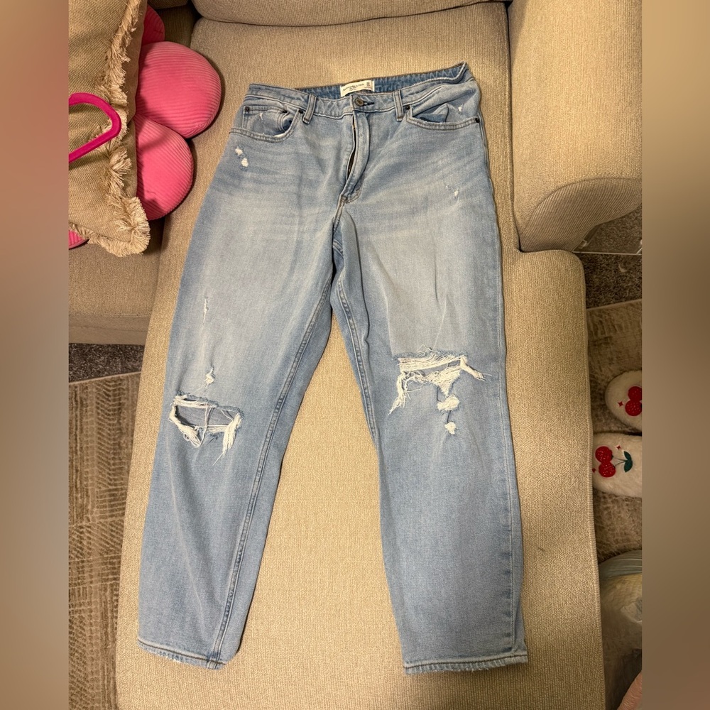 Abercrombie & Fitch Light Wash Denim
